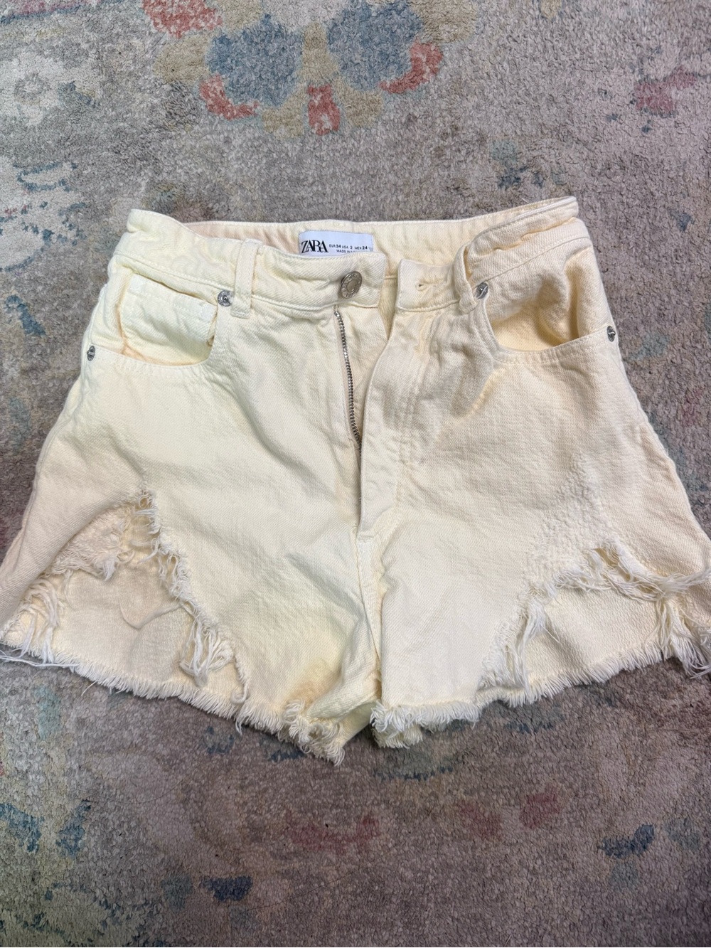 Zara Cream Frayed Hem Denim Shorts